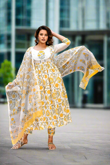 New Women's Block Printed Anarkali 3Pc Kurta Set