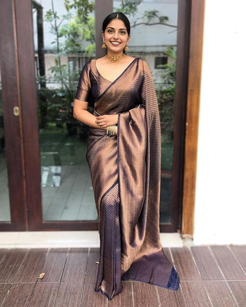 New Women's Kanjivaram Soft Silk Saree With Blouse Piece For Wedding