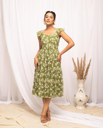 Women's Georgette Floral Printed Below The Knee Dress