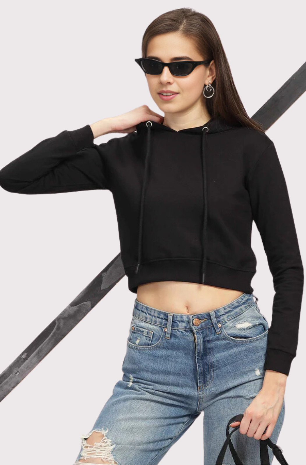 ChicExclusive Black Crop Hoodie