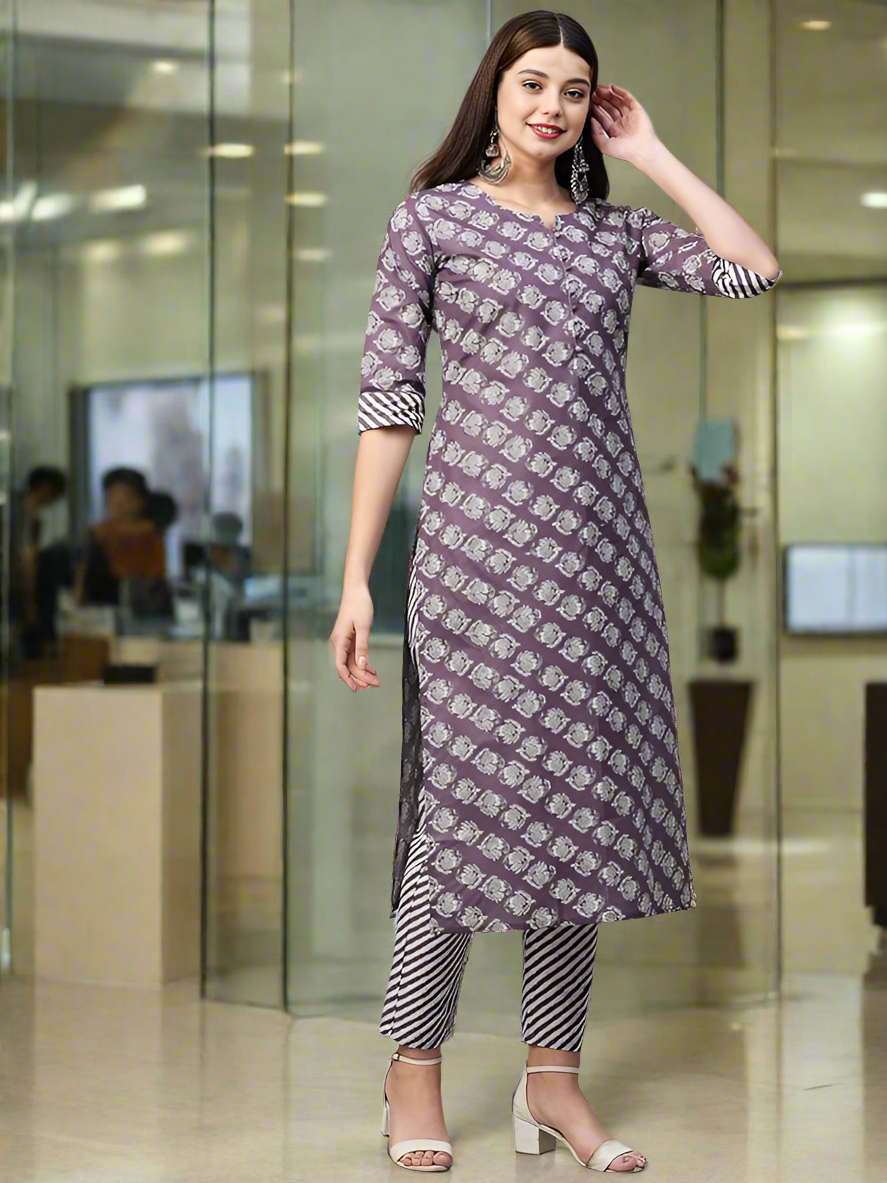 Cotton Blend Women's Straight Kurta With Pant