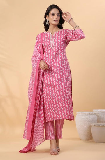 Women's Pink Cotton Blend Geometric Regular Kurta Set