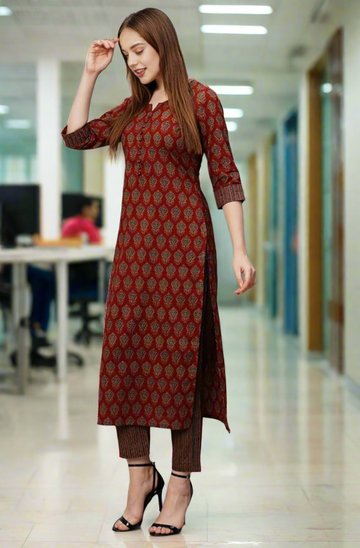 Women's Cotton Blend Maroon Printed Straight Kurta with Pant