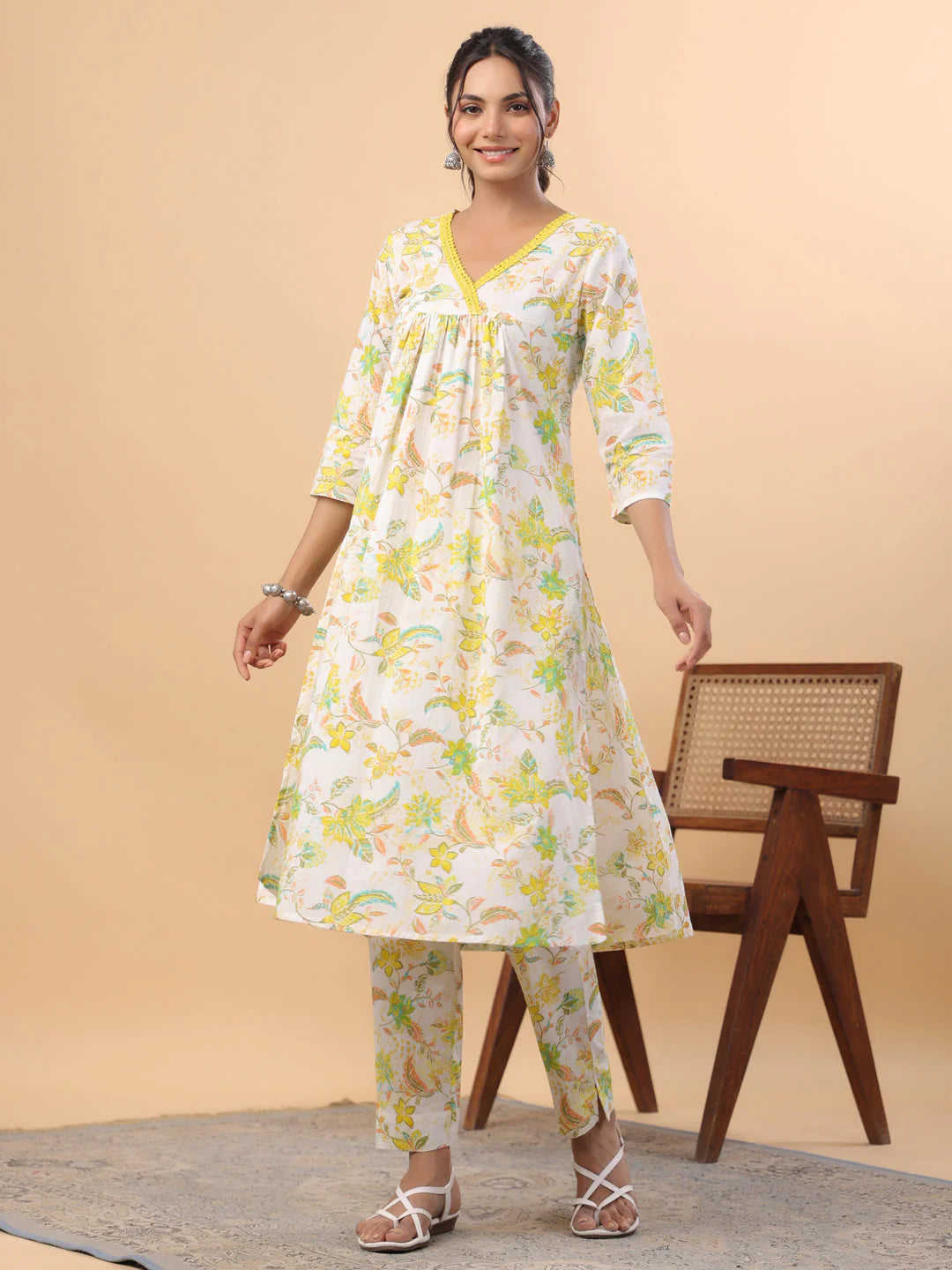 Cotton White & Yellow Floral Printed A-Line Kurta With Pant