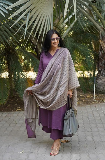 New Women's Rayon Blend Wine Printed 3Pc Kurta Set